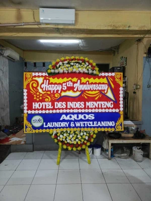 Papan Bunga di Parigi Baru